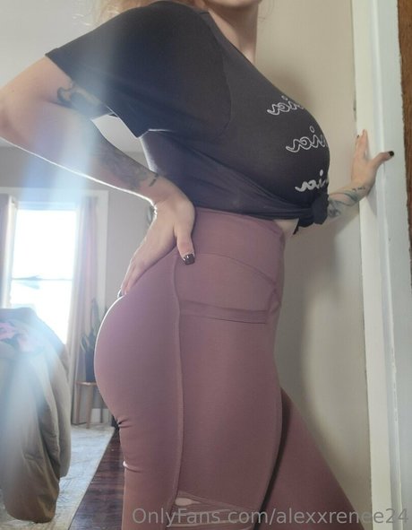 Nagie wyciekłe zdjęcie OnlyFans od Alexxrenee24
