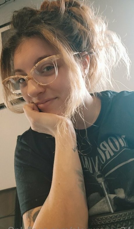 Nagie wyciekłe zdjęcie OnlyFans od Alexxrenee24