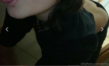 Nagie wyciekłe zdjęcie OnlyFans od Nivvky