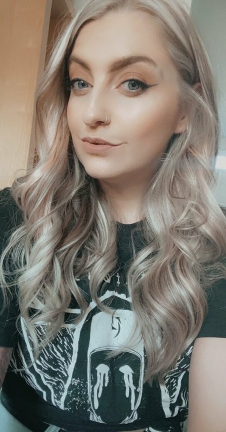 Nagie wyciekłe zdjęcie OnlyFans od Femmefataleairsoft