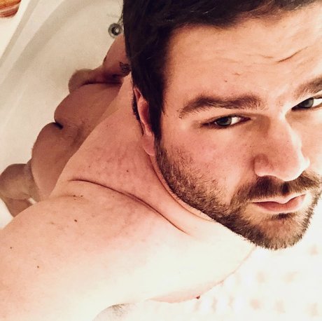 Nagie wyciekłe zdjęcie OnlyFans od Andrew H