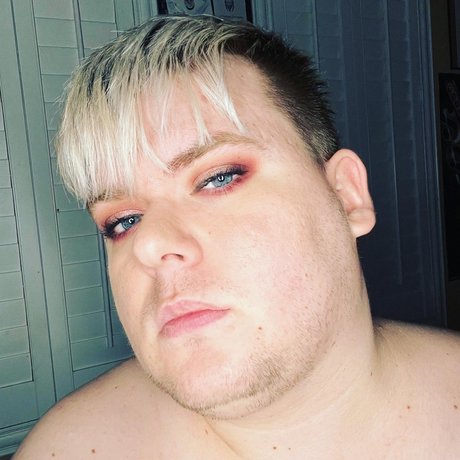 Nagie wyciekłe zdjęcie OnlyFans od Bear Bear