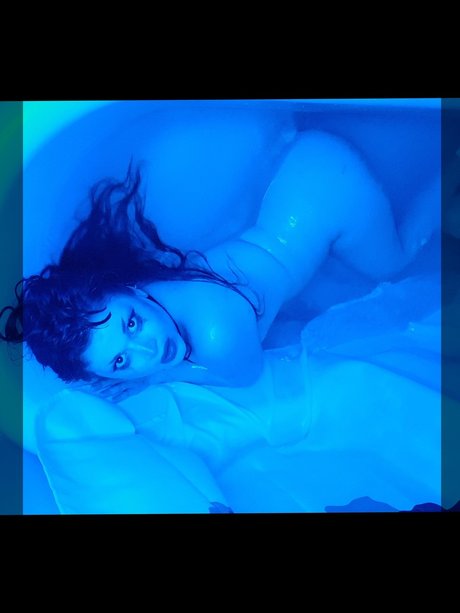 Nagie wyciekłe zdjęcie OnlyFans od Miss Alayna Smittin