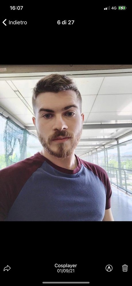 Nagie wyciekłe zdjęcie OnlyFans od Hotredbeard