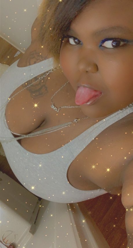 Nagie wyciekłe zdjęcie OnlyFans od Unique