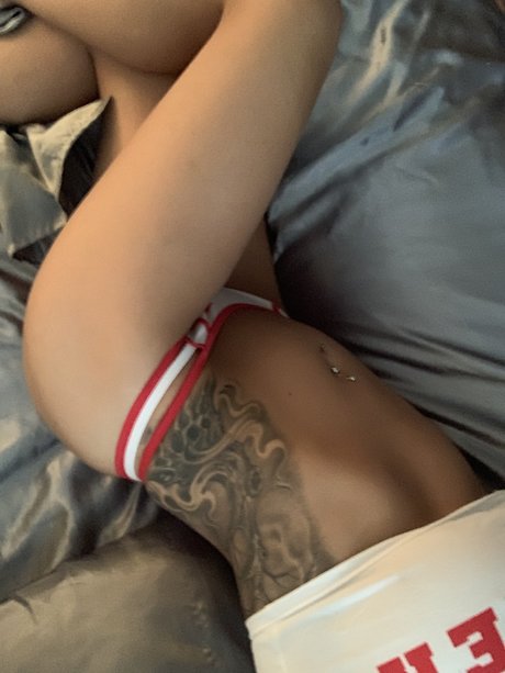 Nagie wyciekłe zdjęcie OnlyFans od Mizzy Bender