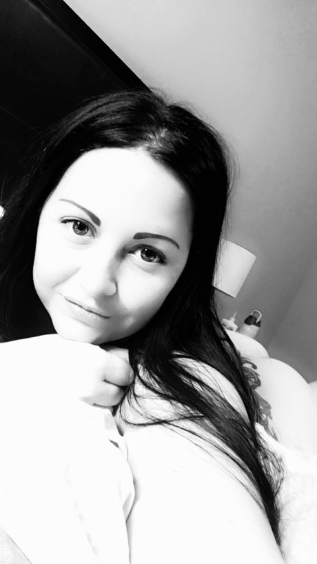 Nagie wyciekłe zdjęcie OnlyFans od Phoenix