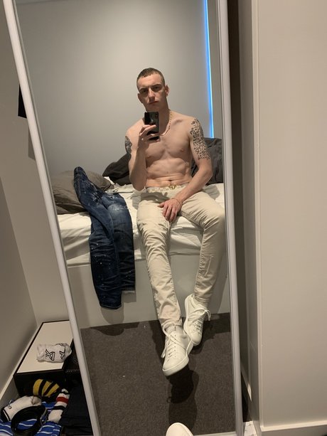 Nagie wyciekłe zdjęcie OnlyFans od Mr 333