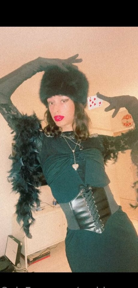 Goddessauroree