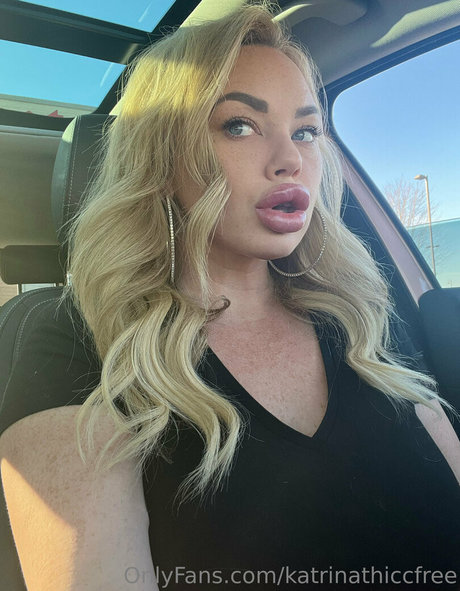 Nagie wyciekłe zdjęcie OnlyFans od Katrinathiccfree