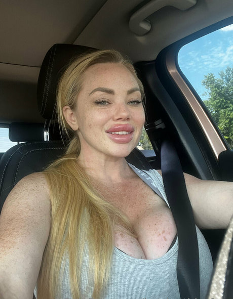 Nagie wyciekłe zdjęcie OnlyFans od Katrinathiccfree