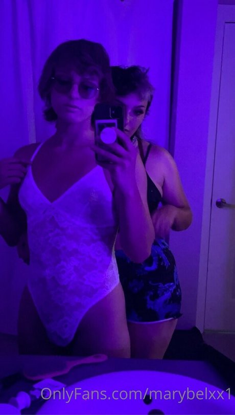 Nagie wyciekłe zdjęcie OnlyFans od Starfruitxx