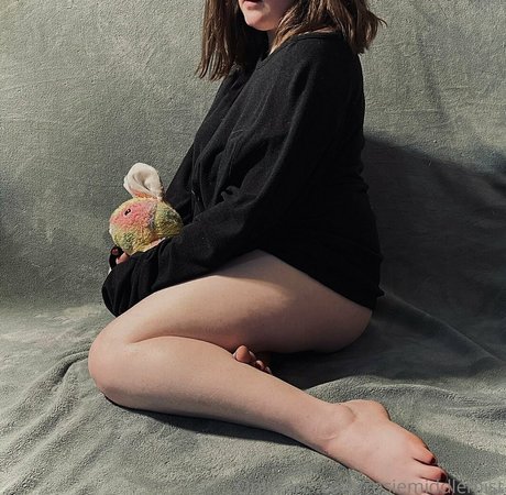 Nagie wyciekłe zdjęcie OnlyFans od Rosiemiddlemist