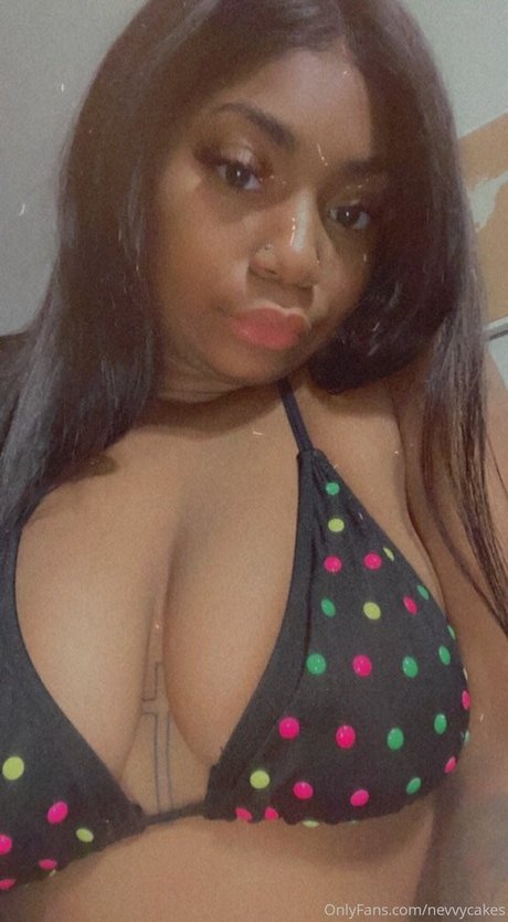 Nagie wyciekłe zdjęcie OnlyFans od Nevvycakes