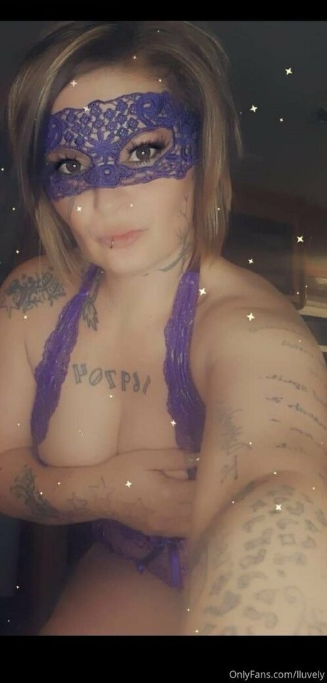 Nagie wyciekłe zdjęcie OnlyFans od Lluvely