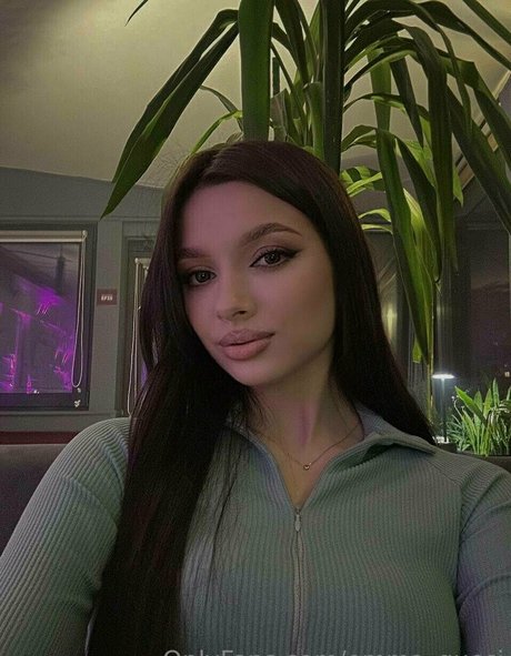 Nagie wyciekłe zdjęcie OnlyFans od Emmagucci