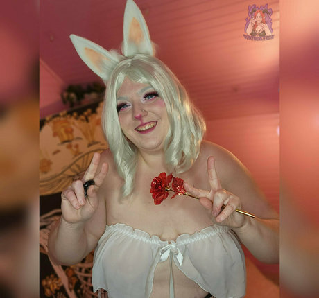 Curvymonstergirlfree