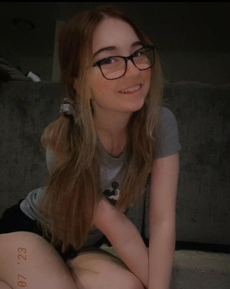 Nagie wyciekłe zdjęcie OnlyFans od Lyssaurora