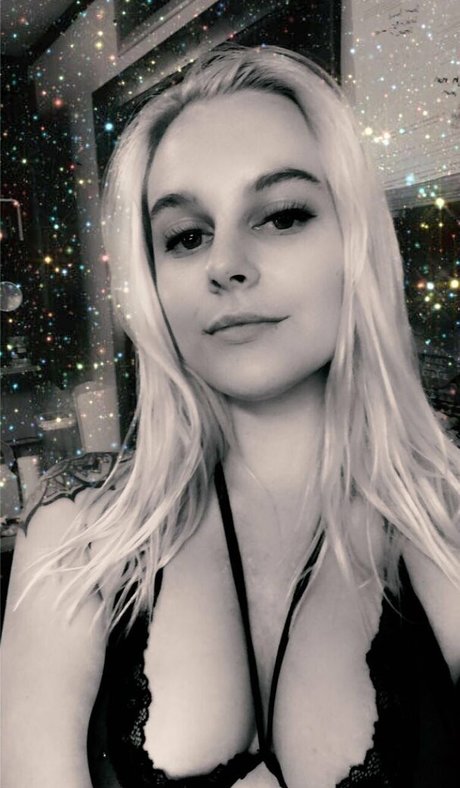 Nagie wyciekłe zdjęcie OnlyFans od Caliluve