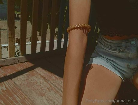 Nagie wyciekłe zdjęcie OnlyFans od Annaellie