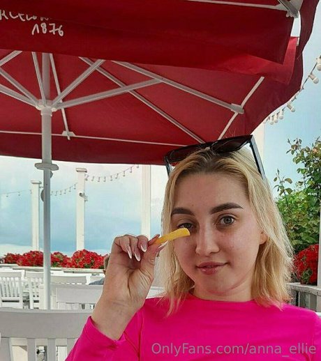 Anna_ellie