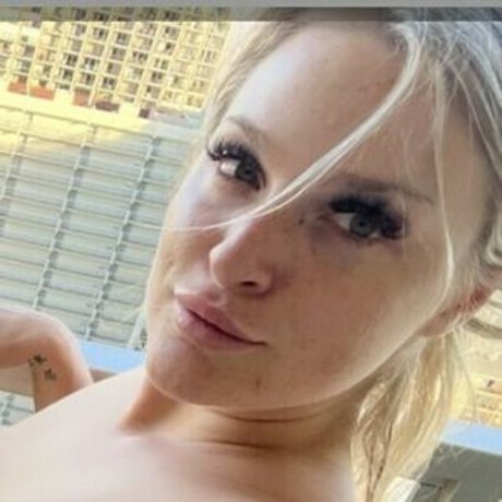 Nagie wyciekłe zdjęcie OnlyFans od Daisy Delacroix