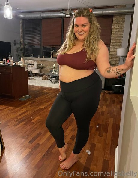 Nagie wyciekłe zdjęcie OnlyFans od Ellesbelly