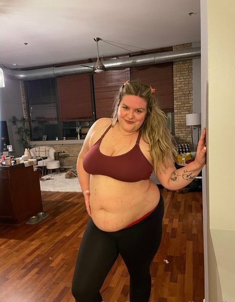 Nagie wyciekłe zdjęcie OnlyFans od Ellesbelly