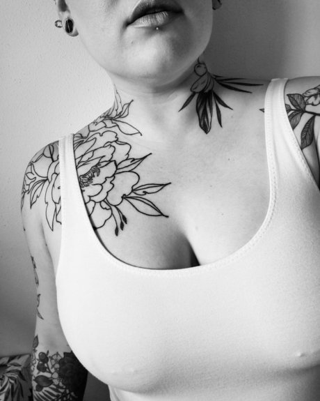 Myblackdahlia