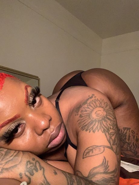 Nagie wyciekłe zdjęcie OnlyFans od The Pussy God Muva