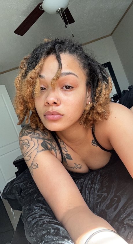 Nagie wyciekłe zdjęcie OnlyFans od Prettyampamppaid