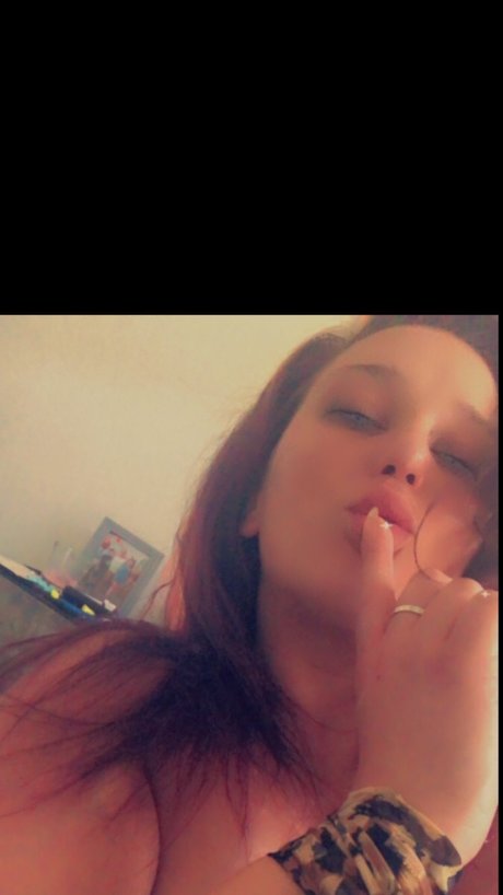 Nagie wyciekłe zdjęcie OnlyFans od Fiery Faith