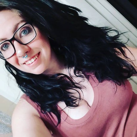Nagie wyciekłe zdjęcie OnlyFans od Deadheadgal