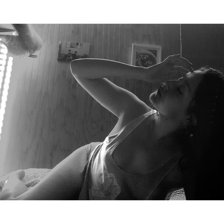 Nagie wyciekłe zdjęcie OnlyFans od Nelihz