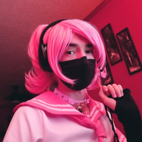 Nagie wyciekłe zdjęcie OnlyFans od Becca Trap