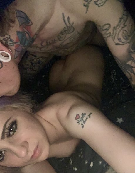 Nagie wyciekłe zdjęcie OnlyFans od Vivalaholli