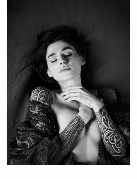 Nagie wyciekłe zdjęcie OnlyFans od Noemie Doragon