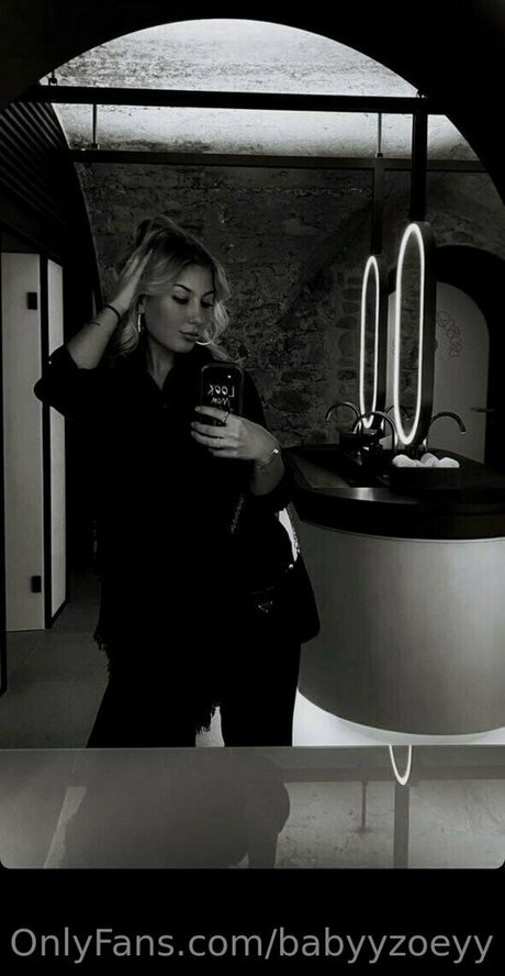 Nagie wyciekłe zdjęcie OnlyFans od Babyyzoeyy