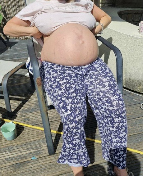 Nagie wyciekłe zdjęcie OnlyFans od Prettypregnant35