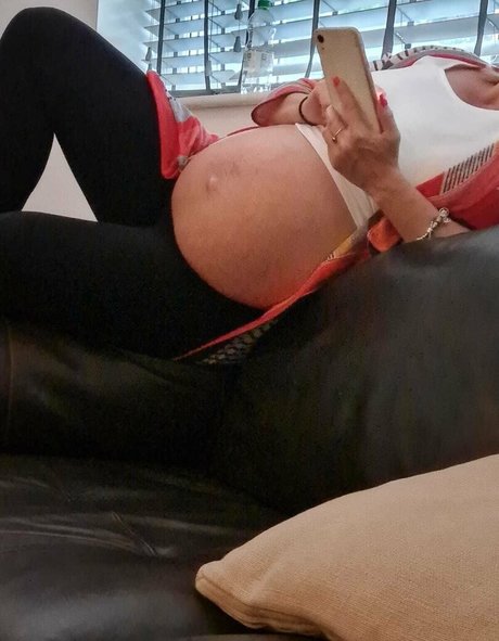 Nagie wyciekłe zdjęcie OnlyFans od Prettypregnant35