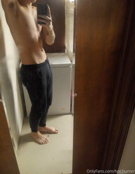 Nagie wyciekłe zdjęcie OnlyFans od Hothunter