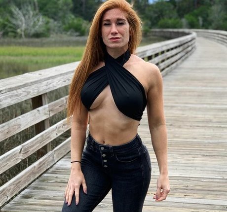 Nagie wyciekłe zdjęcie OnlyFans od Notsolittlemermaid