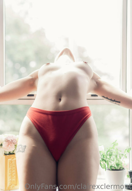 Nagie wyciekłe zdjęcie OnlyFans od Claire Clermont
