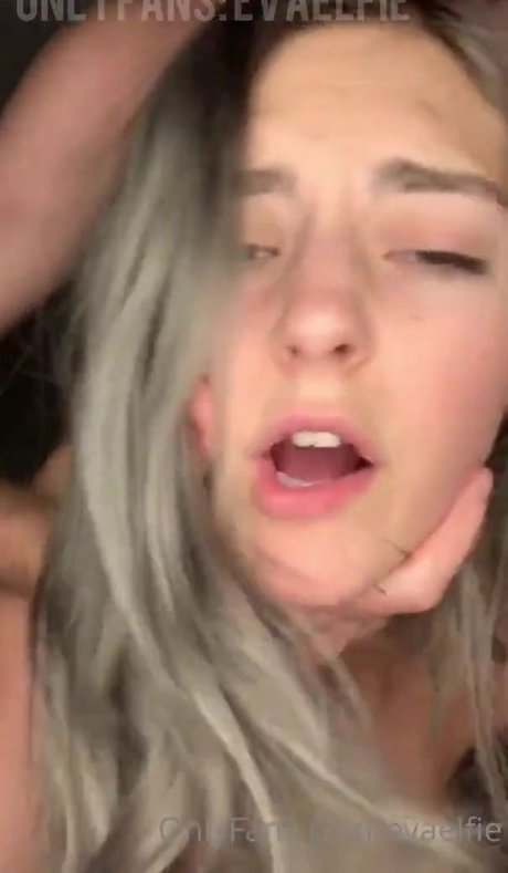 EvaElfie