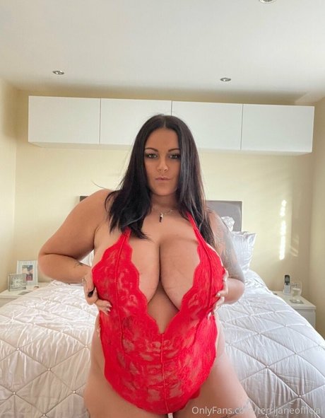 Terrijaneofficial