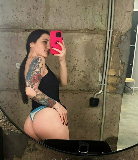 Nagie wyciekłe zdjęcie OnlyFans od Amberstone