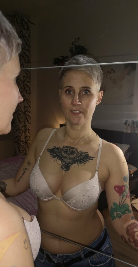 Nagie wyciekłe zdjęcie OnlyFans od Famezde