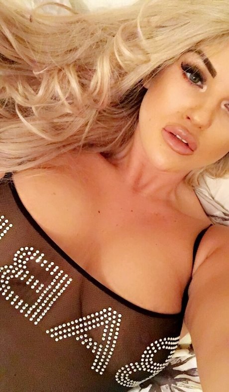 Nagie wyciekłe zdjęcie OnlyFans od Watchmynudes