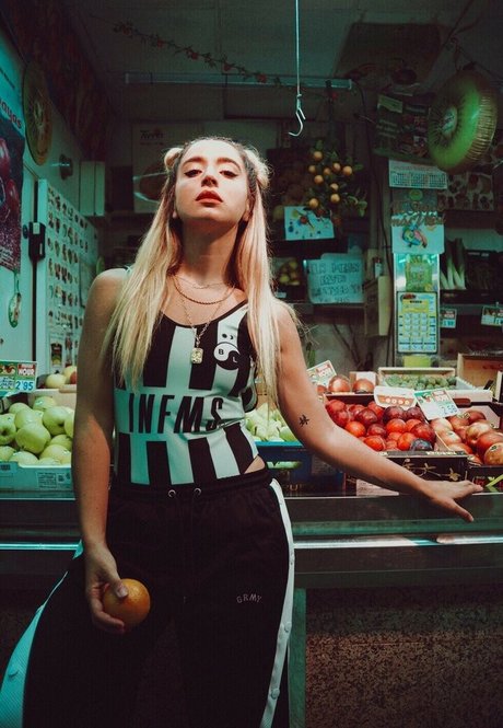 Lola Indigo