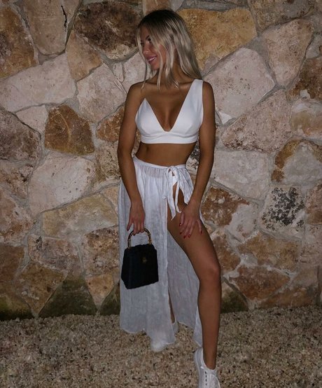 Nagie wyciekłe zdjęcie OnlyFans od Beatrice Bouchard